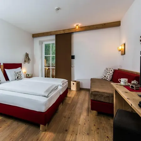 Small&Lovely Hotel Zaluna-2